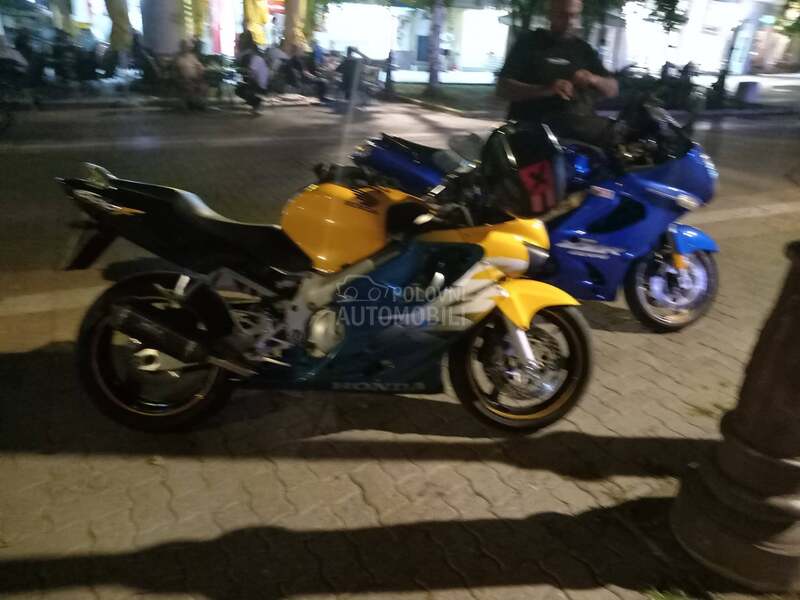 Honda CBR 600 F4