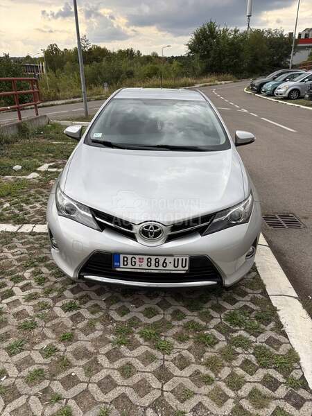 Toyota Auris 1.6