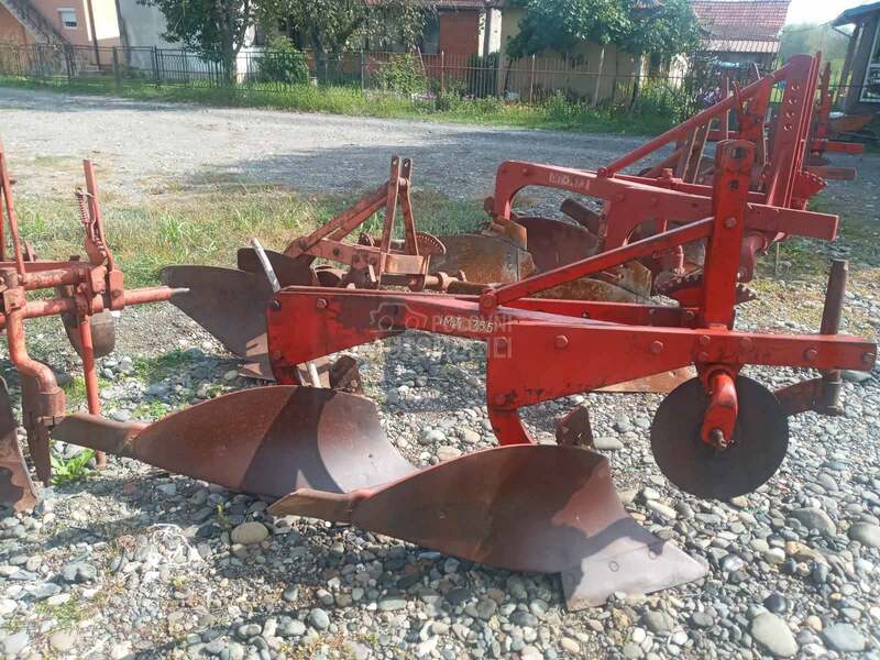 IMT 755 Niski