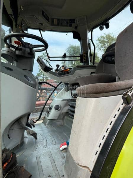Claas arion 640 cmatic