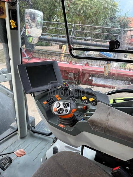 Claas arion 640 cmatic