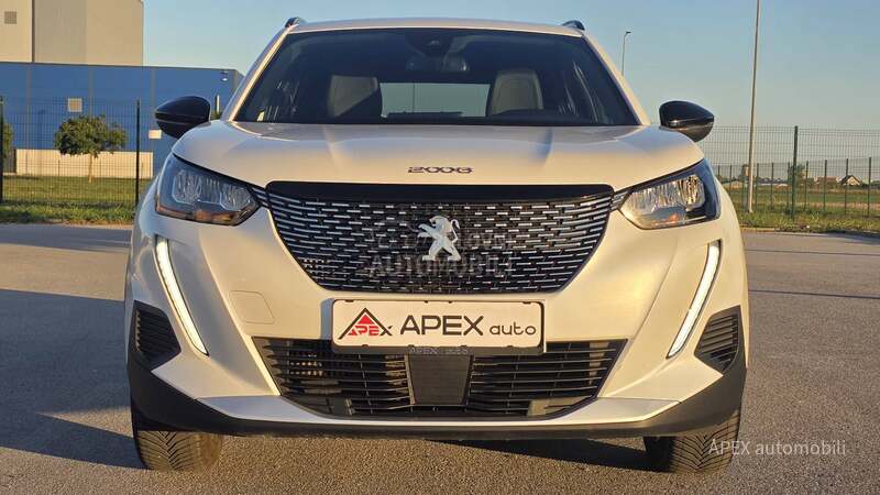 Peugeot 2008 1.5 Hdi Allure EAT8