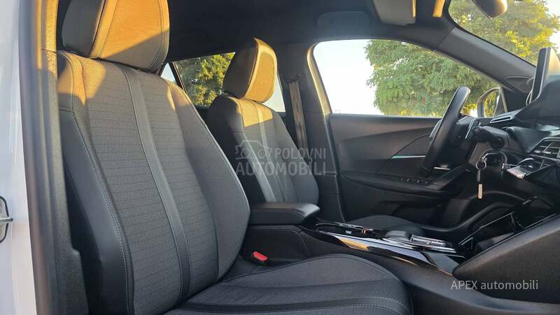 Peugeot 2008 1.5 Hdi Allure EAT8