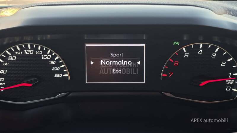 Peugeot 2008 1.5 Hdi Allure EAT8