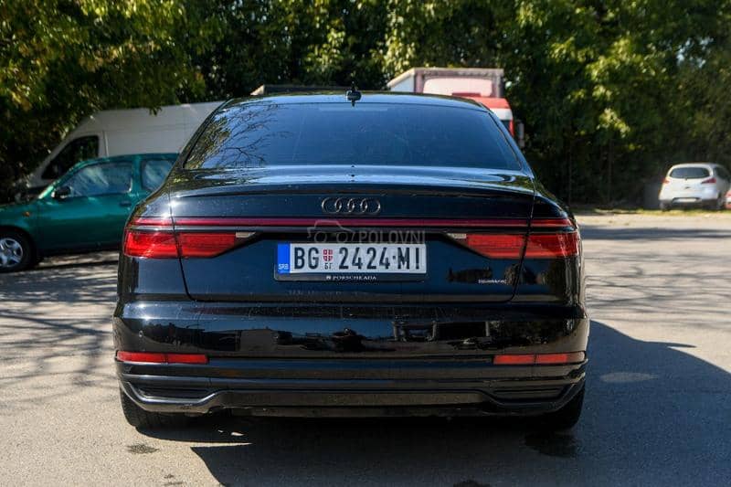 Audi A8 5.0 LONG