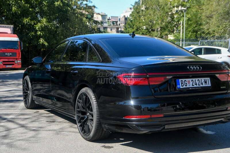 Audi A8 5.0 LONG