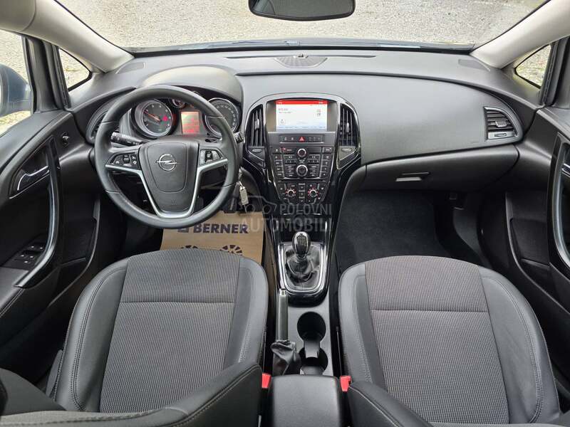 Opel Astra J 1.6 cdti COSMO