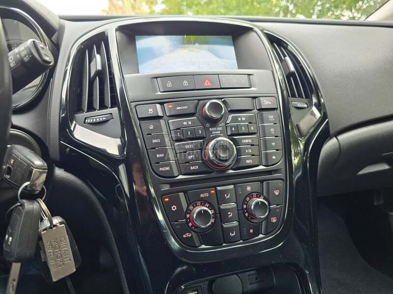 Opel Astra J 1.6 cdti COSMO