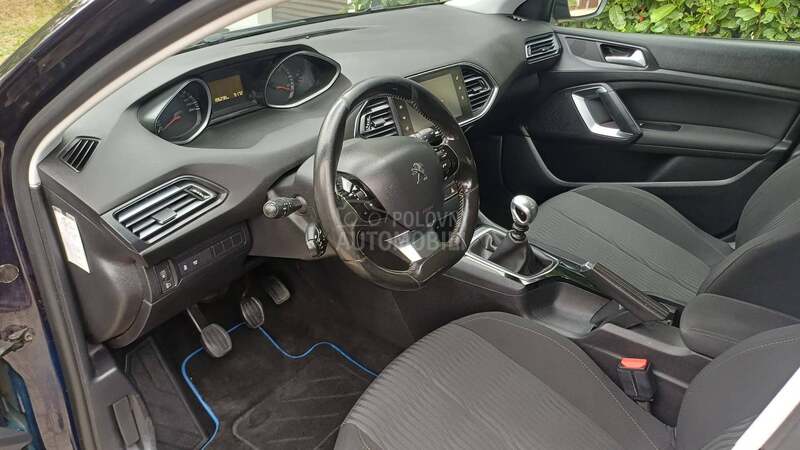 Peugeot 308 1.6 blu hdi nov nov