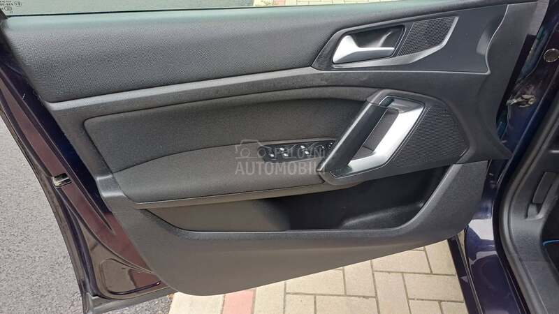 Peugeot 308 1.6 blu hdi nov nov