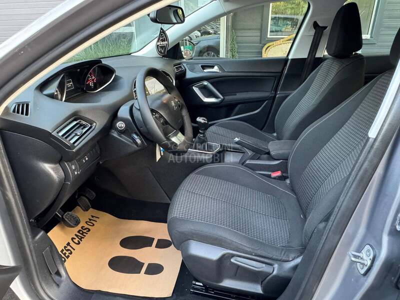 Peugeot 308 1.5 blue-HDI