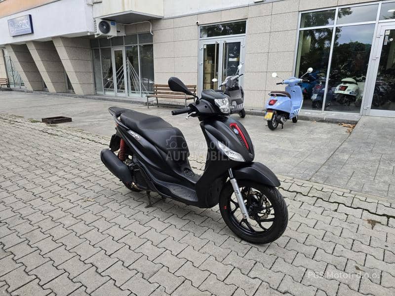 Piaggio MEDLEY 150