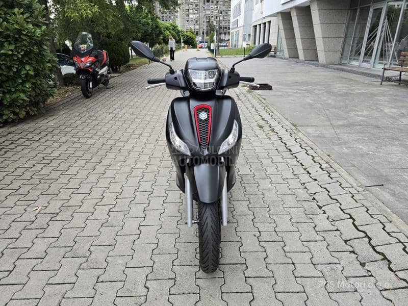 Piaggio MEDLEY 150