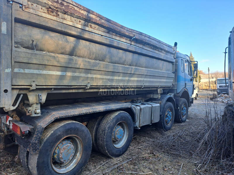 Mercedes Benz 32 35