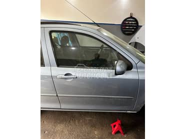 Prednja Desna Vrata za Mazda 2 od 2004. do 2008. god.