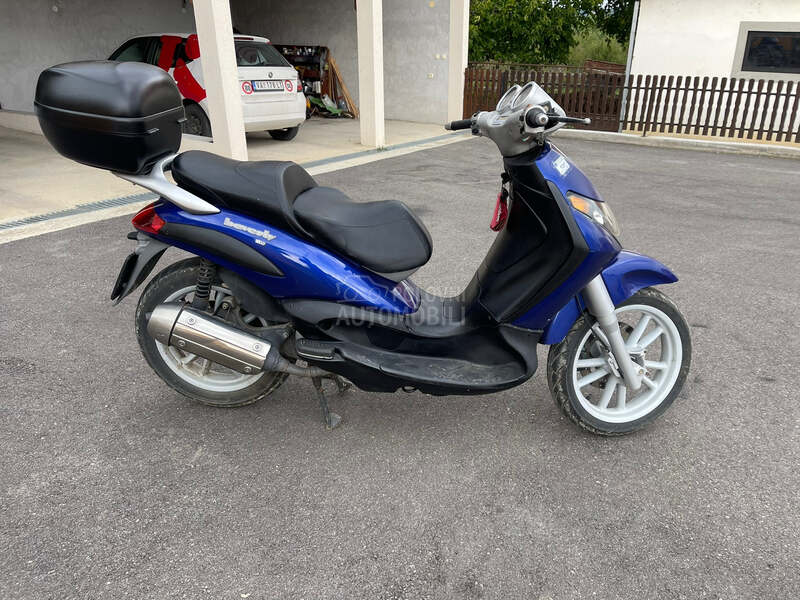 Piaggio Beverly 125