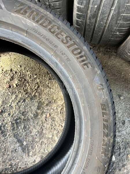 Bridgestone 255/50 R19 Zimska