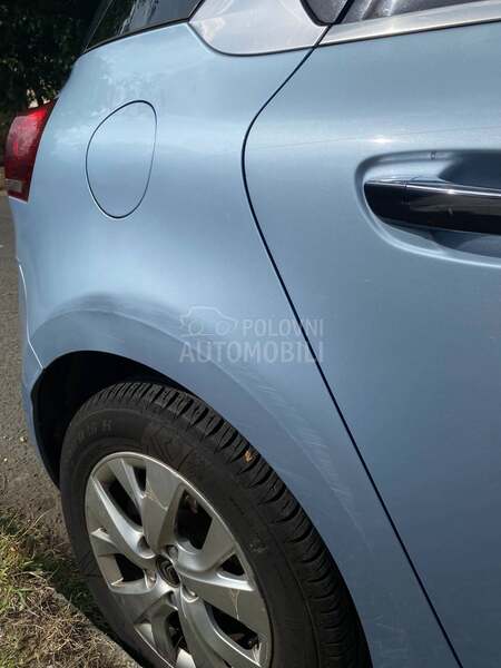 Citroen C4 Picasso 1560