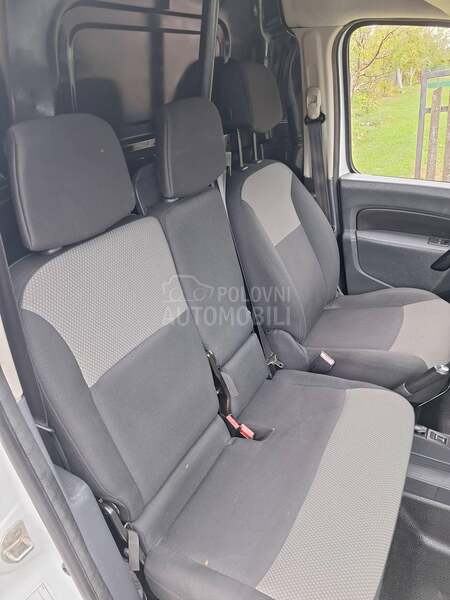 Renault Kangoo 3 sedista