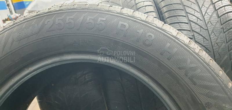 Gislaved 255/55 R18 Zimska