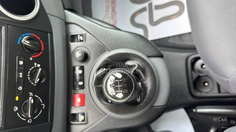 Citroen Berlingo n o v 1.6 hdi 90 ks