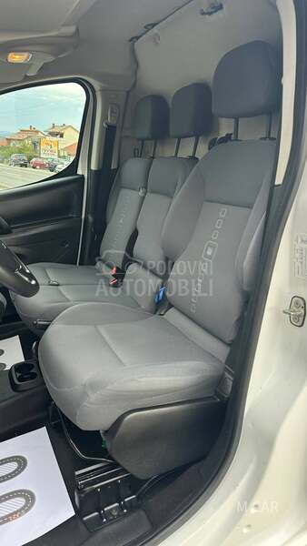 Citroen Berlingo n o v 1.6 hdi 90 ks