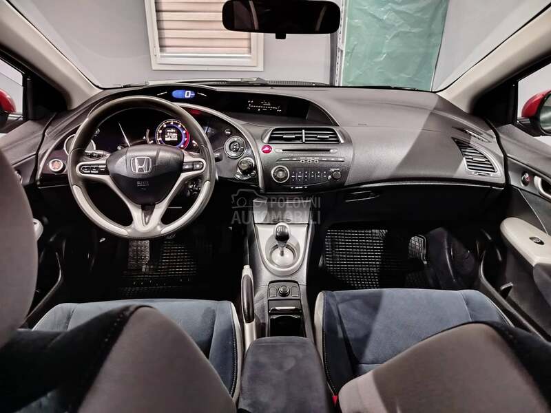 Honda Civic 1,4b BESPREK0RNA