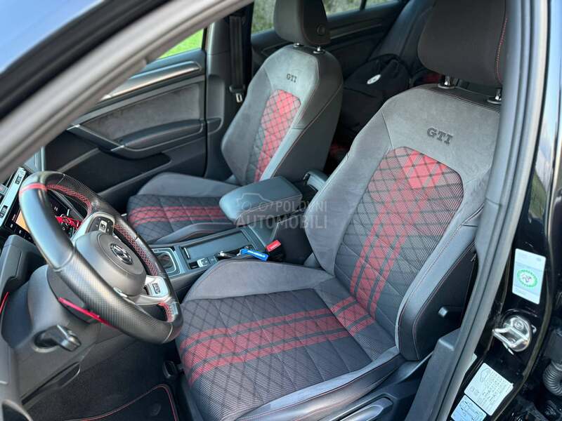 Volkswagen Golf 7 GTI TCR