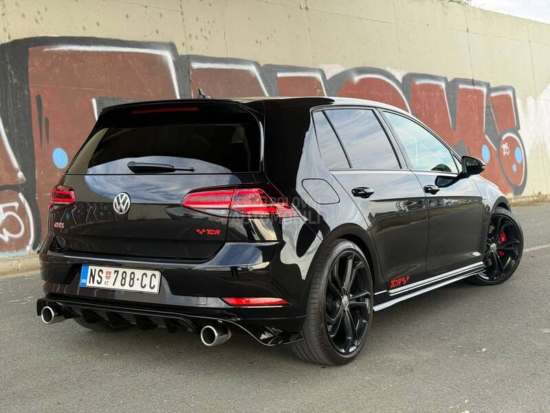 Volkswagen Golf 7 GTI TCR