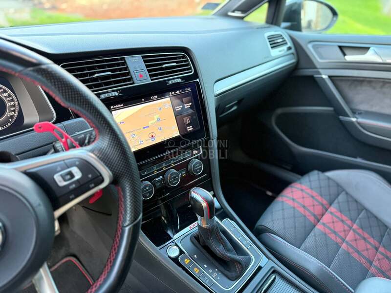 Volkswagen Golf 7 GTI TCR