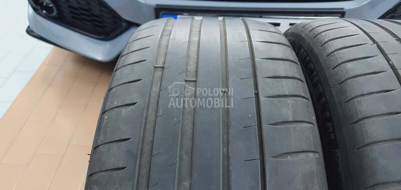 Michelin 225/45 R19 Letnja