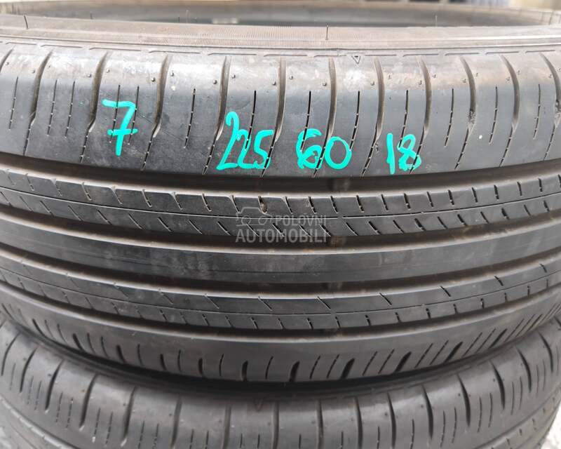 Dunlop 225/60 R18 Letnja