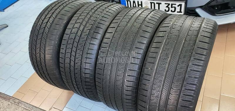 Vredestein 245/45 R17 Zimska