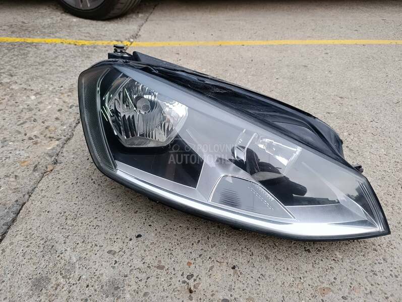 Originalni Desni Far Golf 7