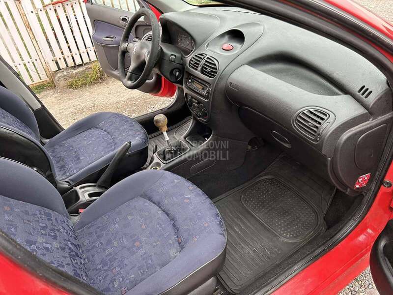 Peugeot 206 
