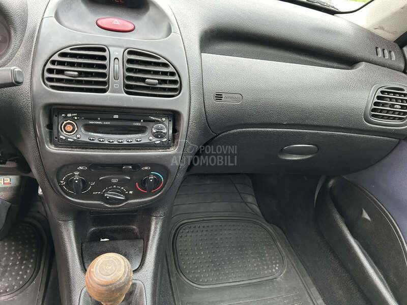 Peugeot 206 