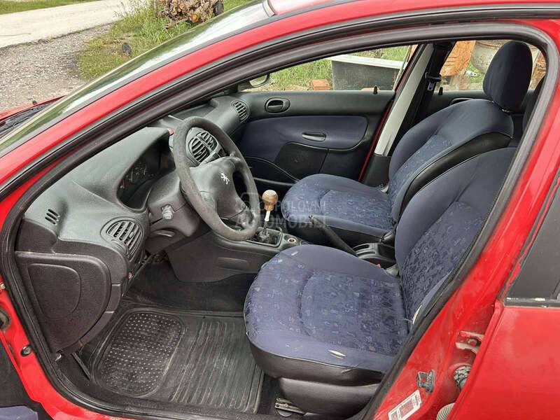 Peugeot 206 