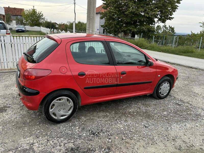 Peugeot 206 