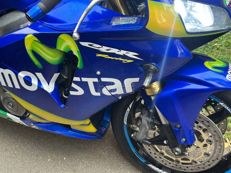 Honda CBR 600RR  CBR 600 RR