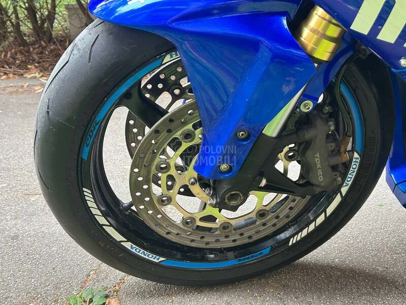 Honda CBR 600RR  CBR 600 RR