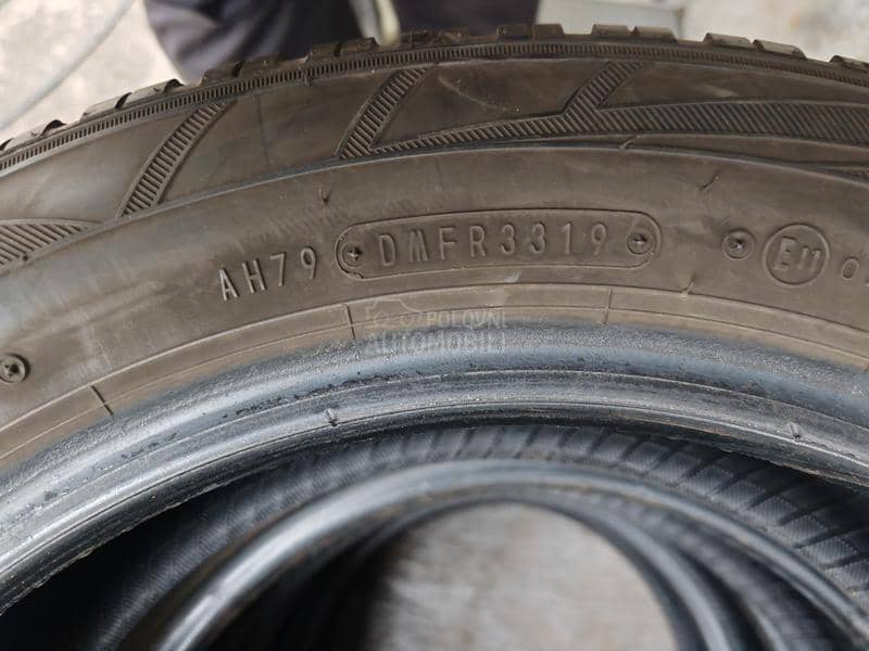 Falken 175/60 R15 Zimska