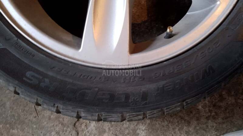 Hankook 205/55 R16 Zimska