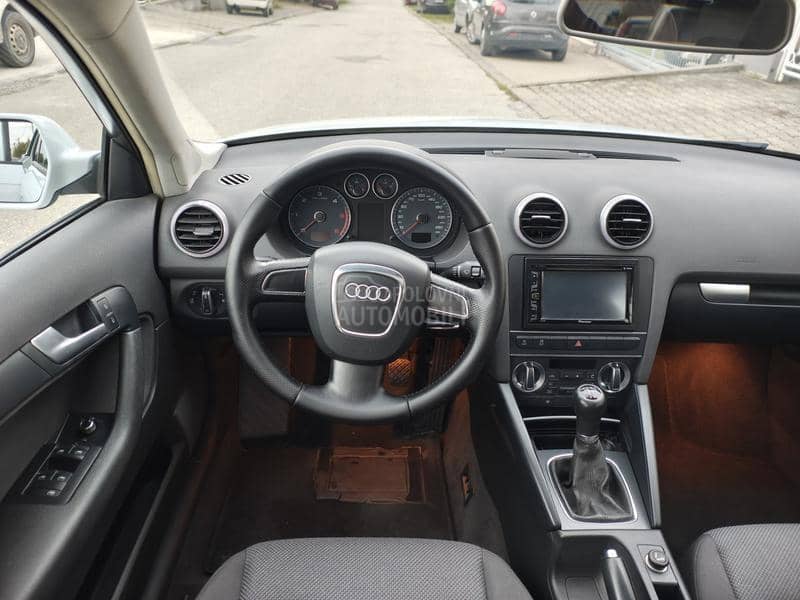 Audi A3 1.6 TDI Pano Perla