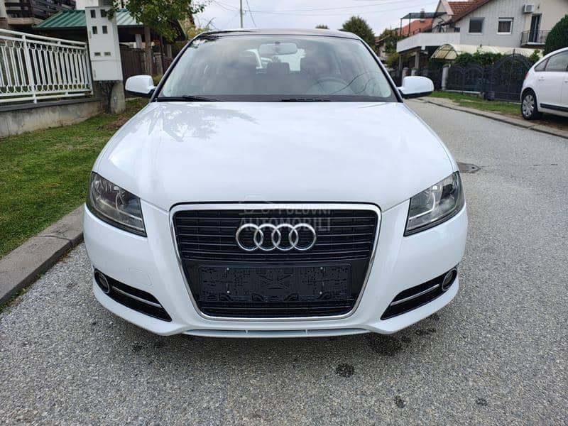 Audi A3 1.6 TDI Pano Perla