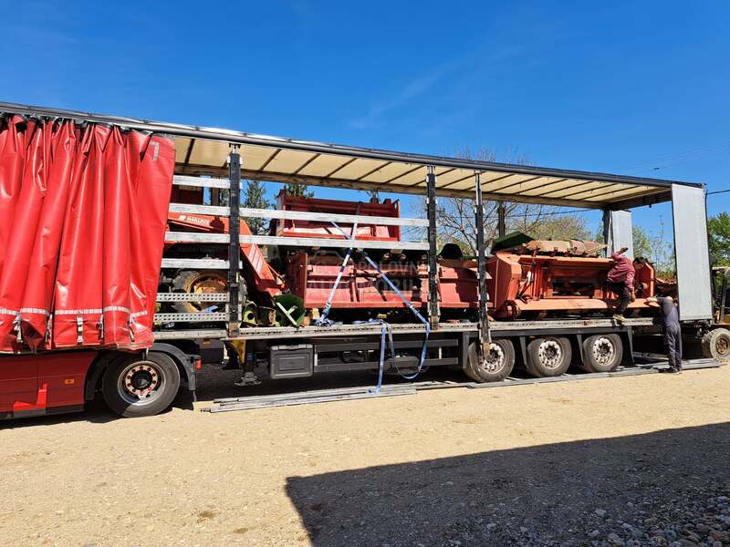 Case IH 745