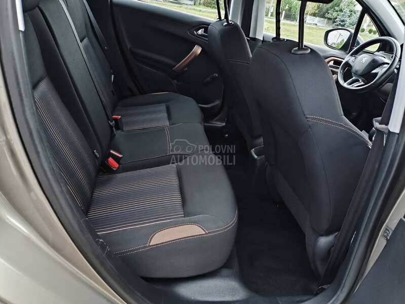 Peugeot 208 1.2 UrbanSoul