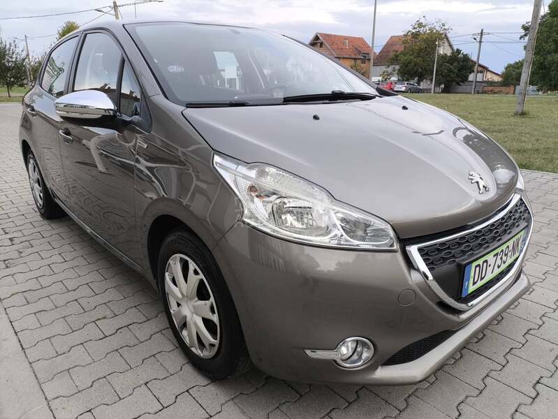 Peugeot 208 1.2 UrbanSoul
