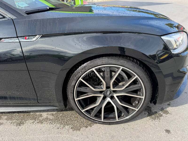 Audi A5 S-Line black edition
