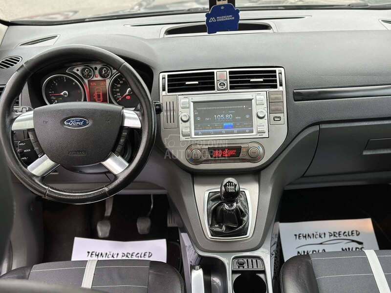 Ford Kuga TITANIUM, PANO