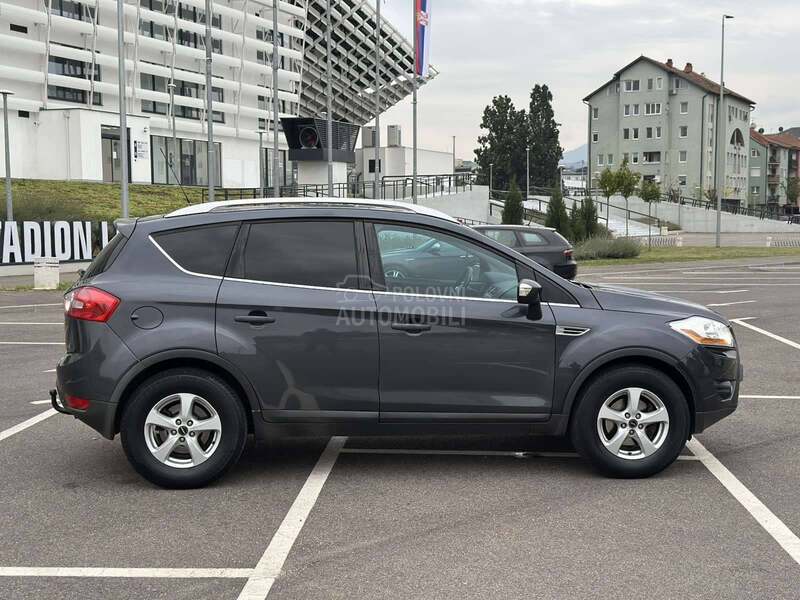 Ford Kuga TITANIUM, PANO